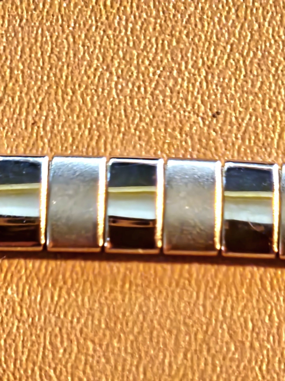 Elegant Silver-Tone Link Bracelet - Sleek Rectangular Links